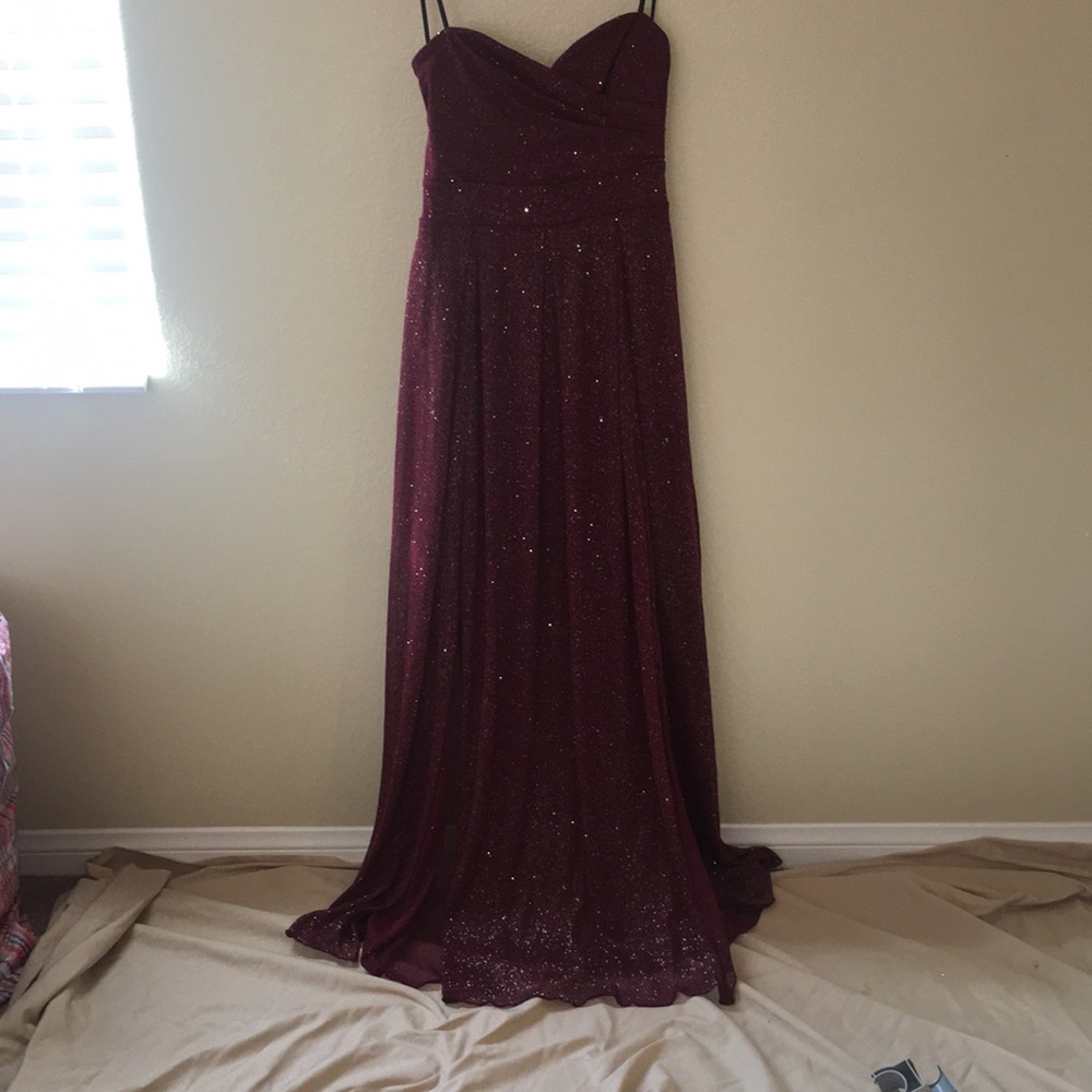 WINE DRESS - Picture 2 of 7